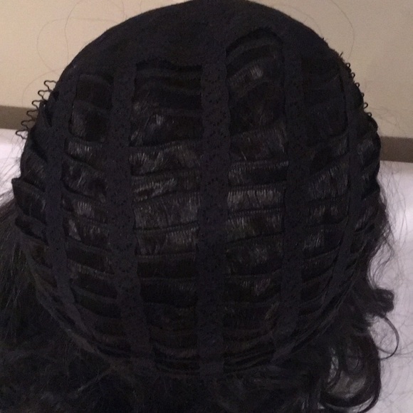 NWOT Dark brown curly wig - Picture 5 of 6